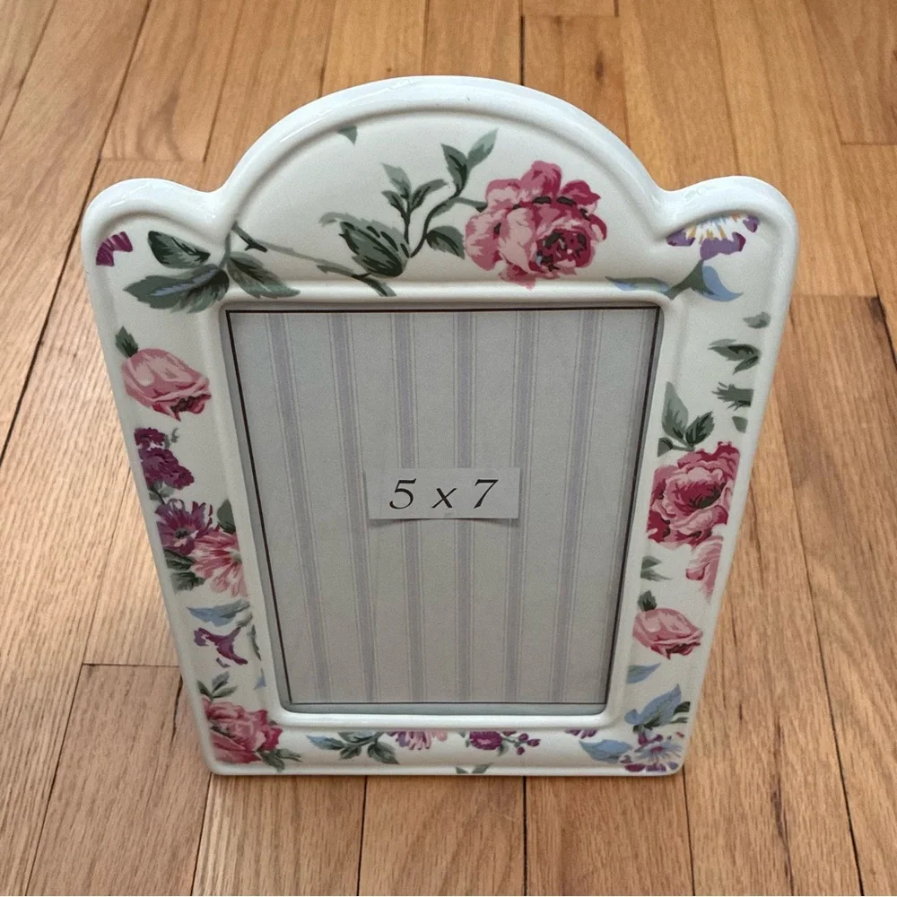 Vintage Ceramic Shabby Chic 5x7 Floral Photo Frame, Pink Roses